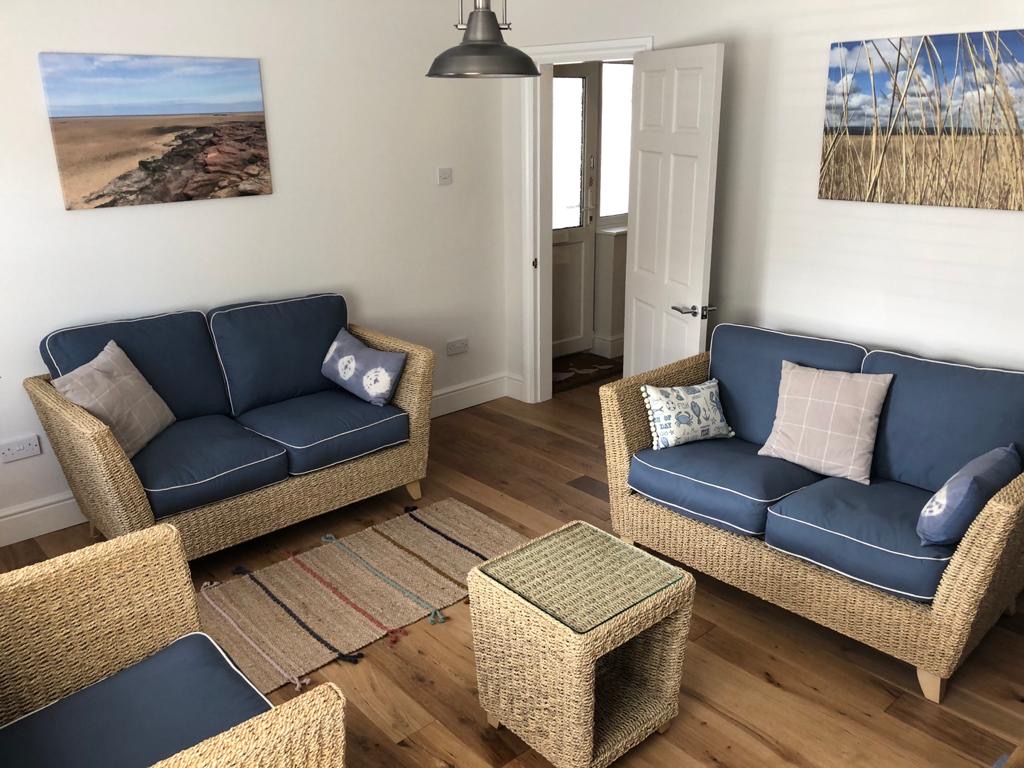 Spring Cottage Lounge Spring Cottage Lounge